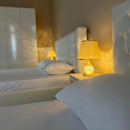 Sael Apartments Shkodër Esterno foto