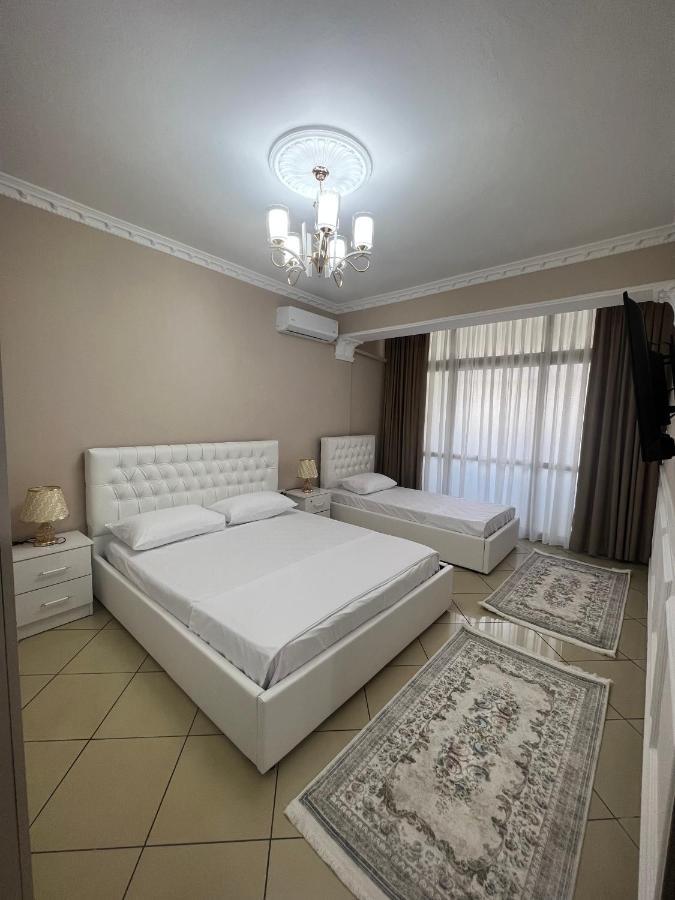 Sael Apartments Shkodër Esterno foto