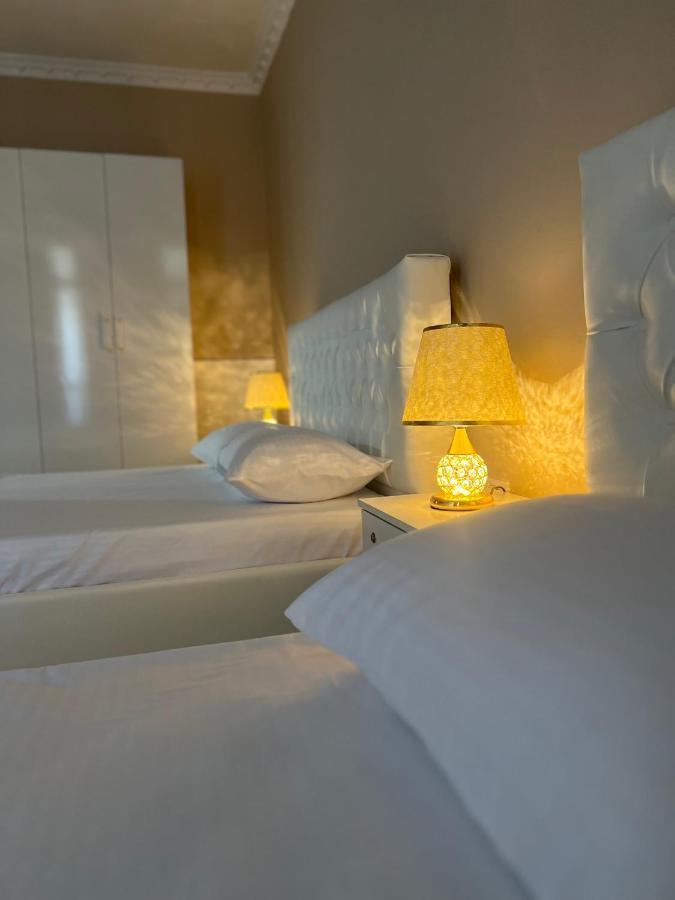 Sael Apartments Shkodër Esterno foto