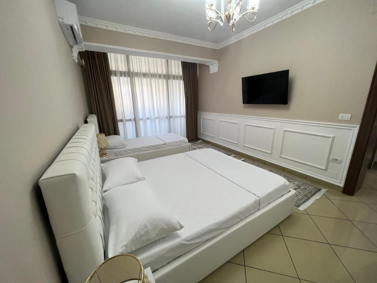 Sael Apartments Shkodër Esterno foto